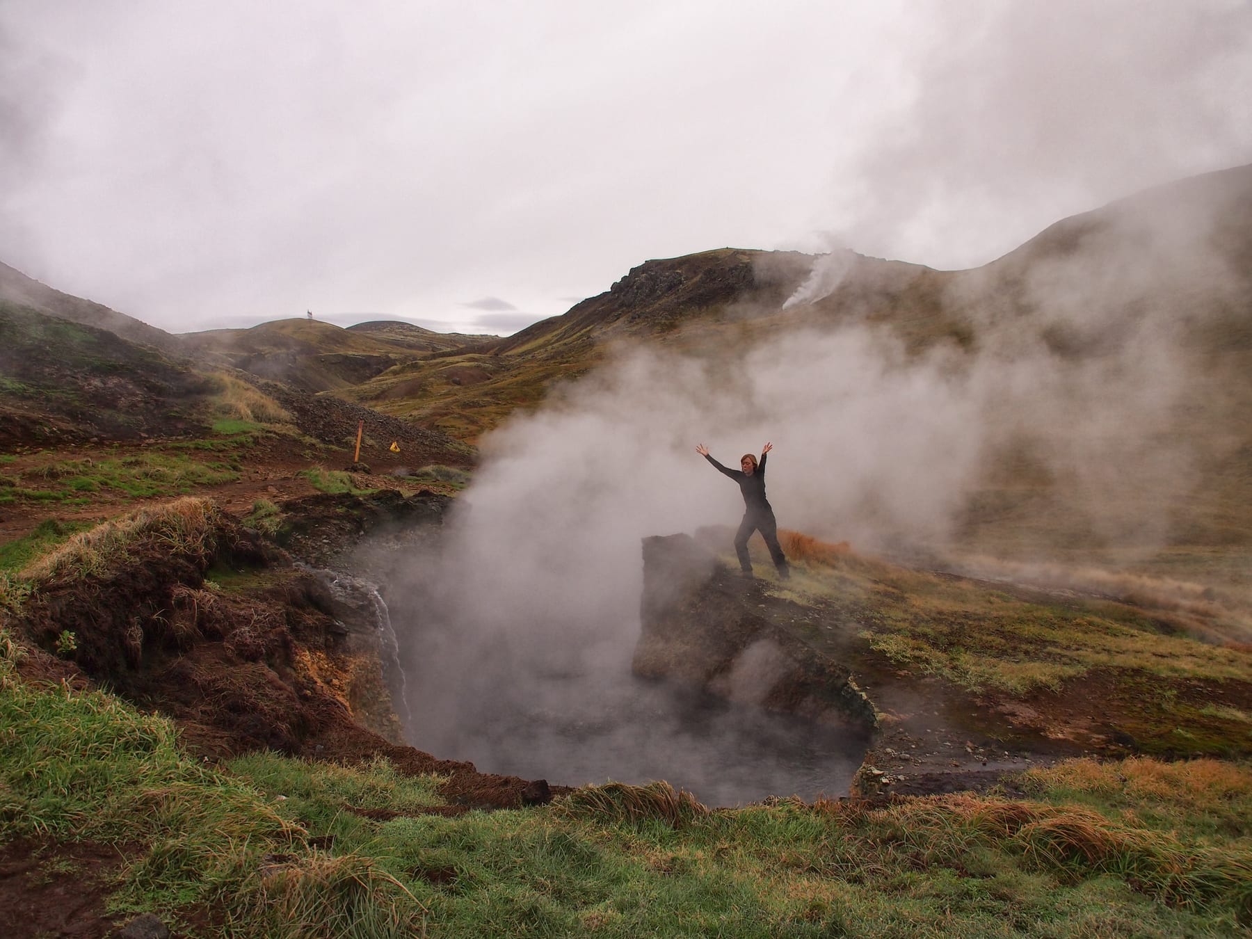 After the ADMB Developers’ Meeting, I investigated the thermal activity in Iceland.